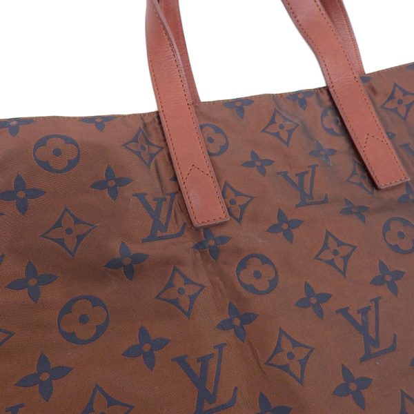 lv1476 4 Louis Vuitton Hippo Escapade Tote Bag Nylon Leather Bordeaux