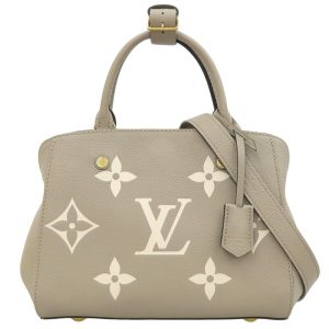 lv1518 1 Gucci Bamboo Shoulder Bag Black