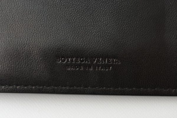 m2209 47 bv 12 Bottega Veneta Continental Wallet Intrecciato Wallet Black