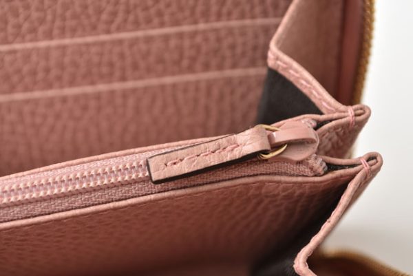 m2301 1 g 11 GUCCI Wallet Petit Marmont Leather Pink