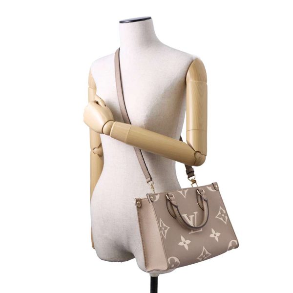 m45779 05 Louis Vuitton On the Go PM 2way Handbag