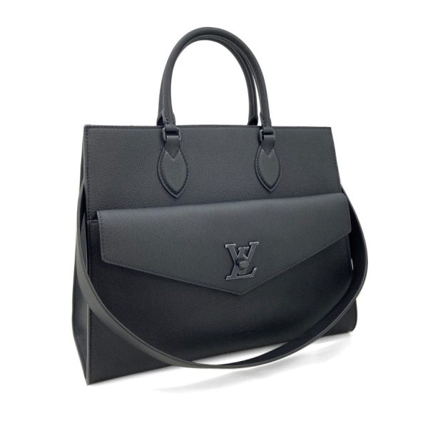 m55846 01 Louis Vuitton MM Monogram Lock Me Tote Bag Noir