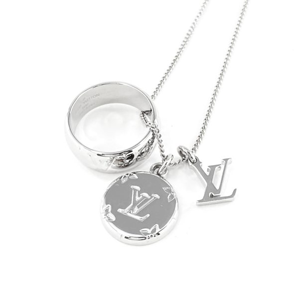 m62485 01 Louis Vuitton Monogram Ring Necklace Silver