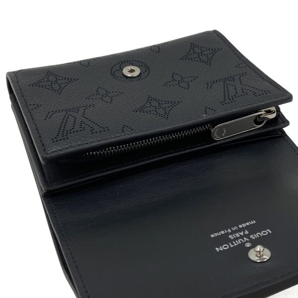 m62540 06 Louis Vuitton Portefeuille Iris Monogram Mahina Noir Wallet