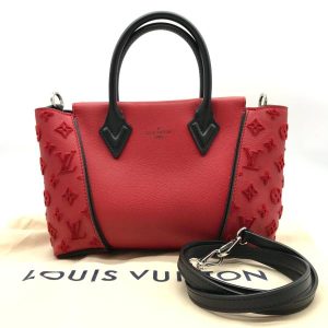 m6886 1 Louis Vuitton Surene MM Shoulder Bag Monogram Implant Black