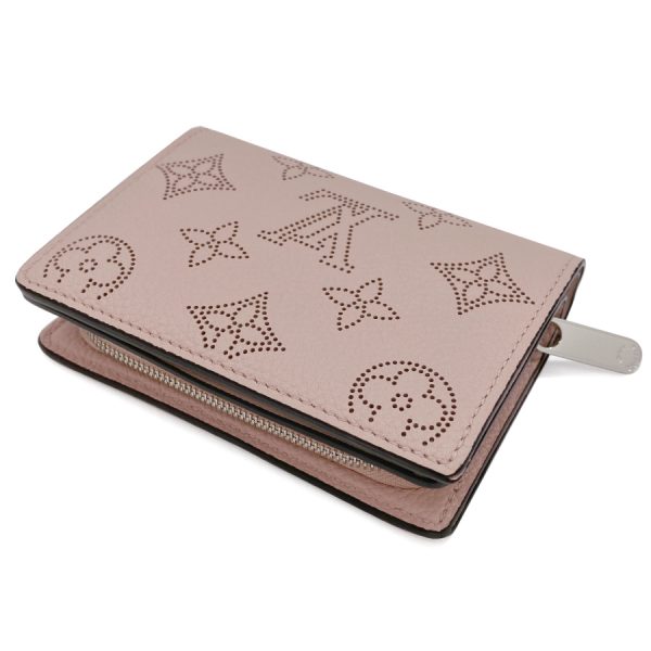 m82758 05 Louis Vuitton Monogram Mahina Wallet Bifold Baby Pink