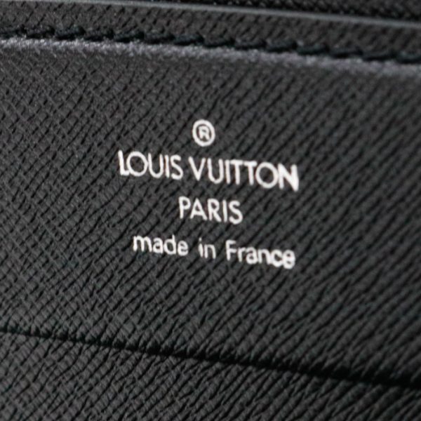 mar15007 15 Louis Vuitton President Taiga Business Bag Black