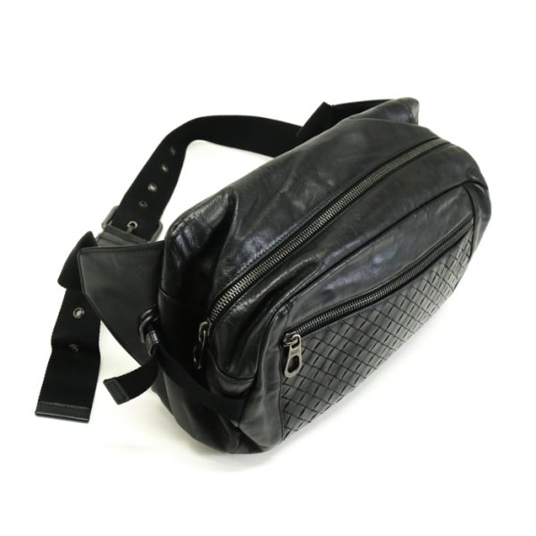 mau19002 2 Bottega Veneta Intrecciato Calf Leather Body Bag Black