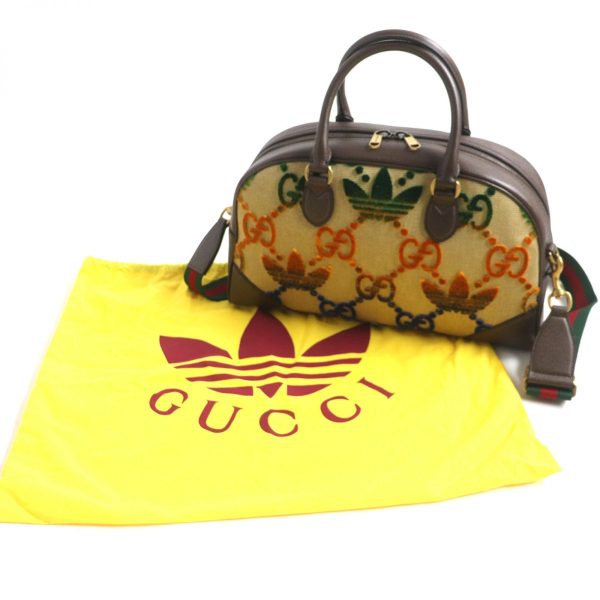 p02 st31120 2 GUCCI Duffel Bag Velvet Brown