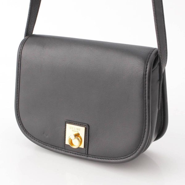 re cel sh w 00354 1 Celine Vintage Ring Hardware Leather Shoulder Bag Black