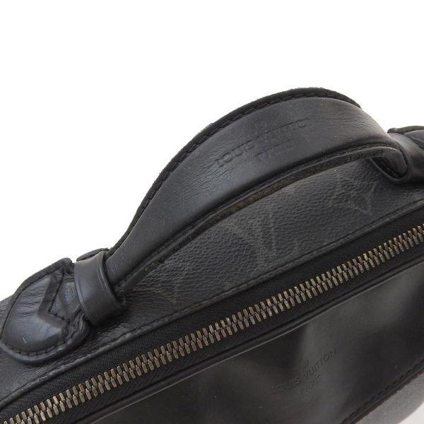 tk21b0319045 4 LOUIS VUITTON Bum Body Bag