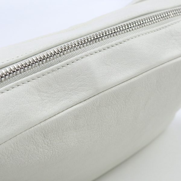 usdsl72584011008 Saint Laurent Lou Camera Bag Leather White