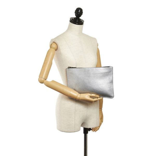 yaywnmlaa83wmi3d 9 Fendi Leather Clutch Bag Silver