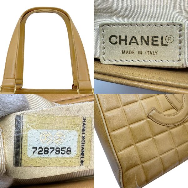 z0549 10 c Chanel Chocolate Bar Leather Handbag Beige