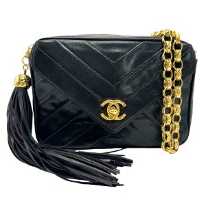 z1238 1 Chanel Matelasse Chain Gold Hardware Shoulder Bag Black