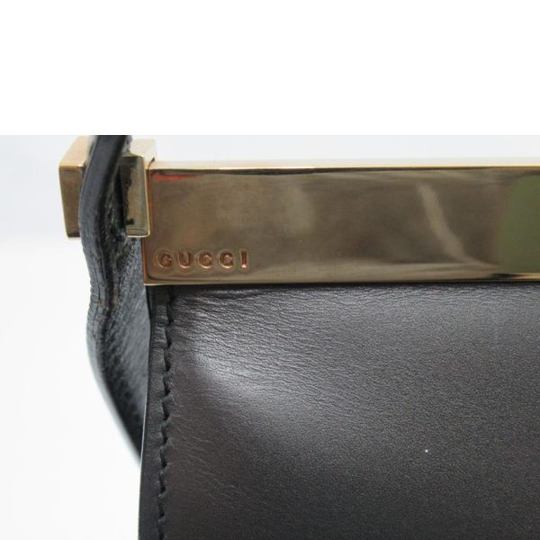 00191 6 Gucci Vintage Leather One Shoulder Bag Black