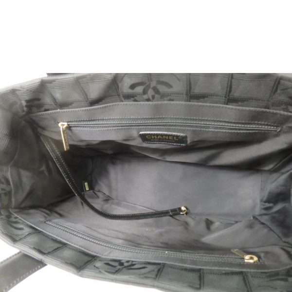 00496 6 Chanel New Travel Line Tote Black