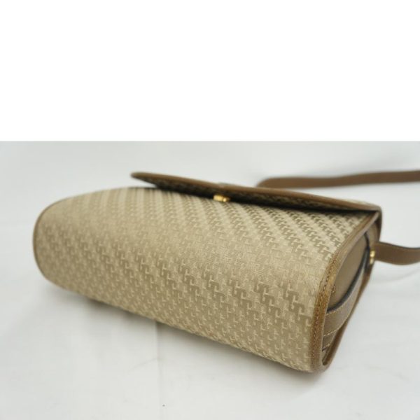 01310 3 Gucci Vintage Canvas Shoulder Bag Beige