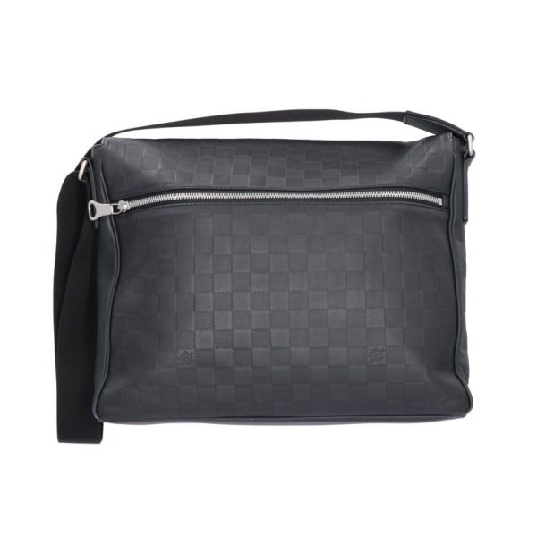 01936 2 Louis Vuitton District MM Damier Body Bag Black