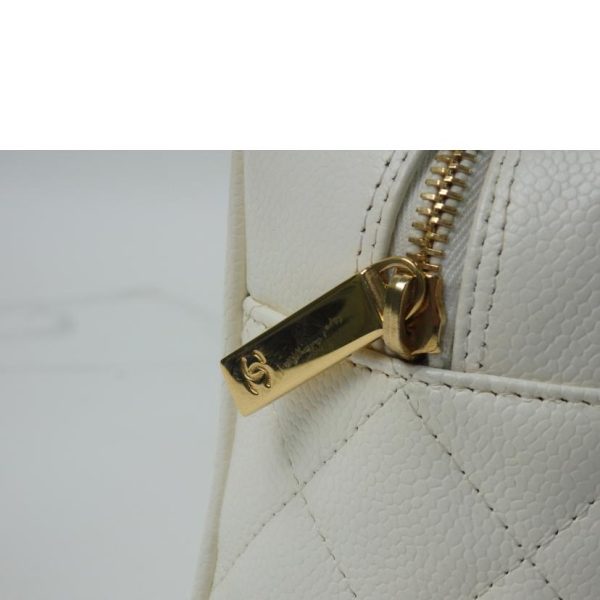 01955 5 Chanel Cocomark Mini Boston Bag Caviar Skin White