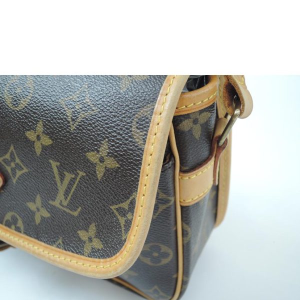 02621 8 Louis Vuitton Sologne Bag Monogram Brown