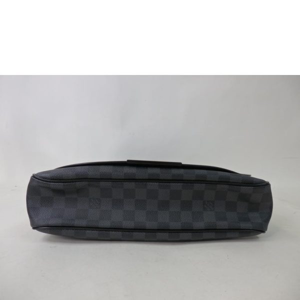 02718 4 Louis Vuitton Daniel MM Damier Bag Graphite