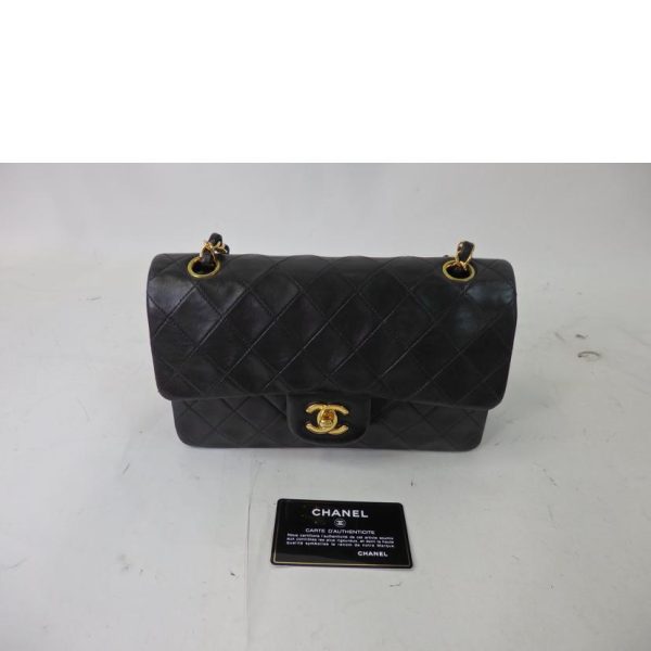 02836 9 Chanel Matelassé W Flap Chain Shoulder Bag 23 Black