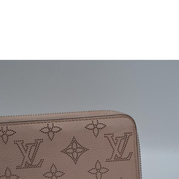 03208 6 Louis Vuitton Zippy Wallet Monogram Mahina Wallet Magnolia