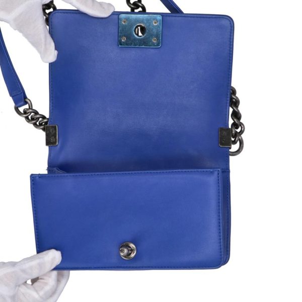 04213 7 Chanel Boy V Stitch Shoulder Bag Blue