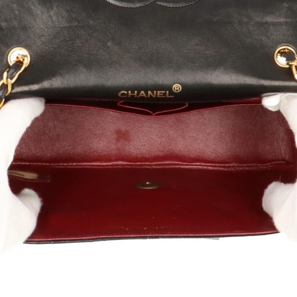 04599 5 Chanel Matelasse Chain Shoulder Black