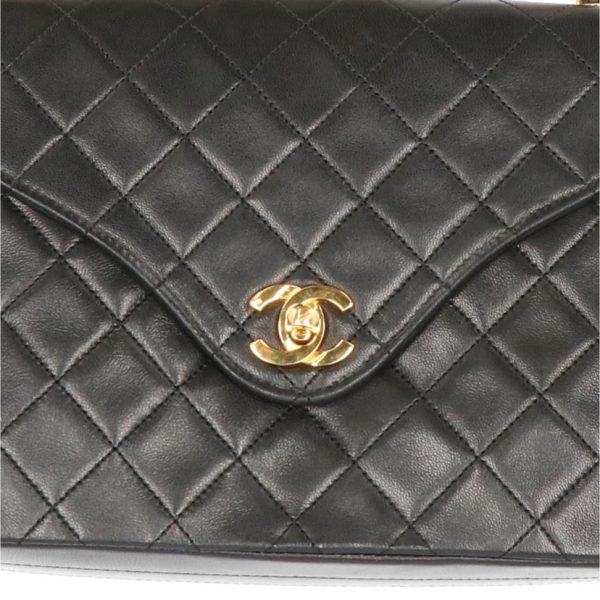 04599 6 Chanel Matelasse Chain Shoulder Black