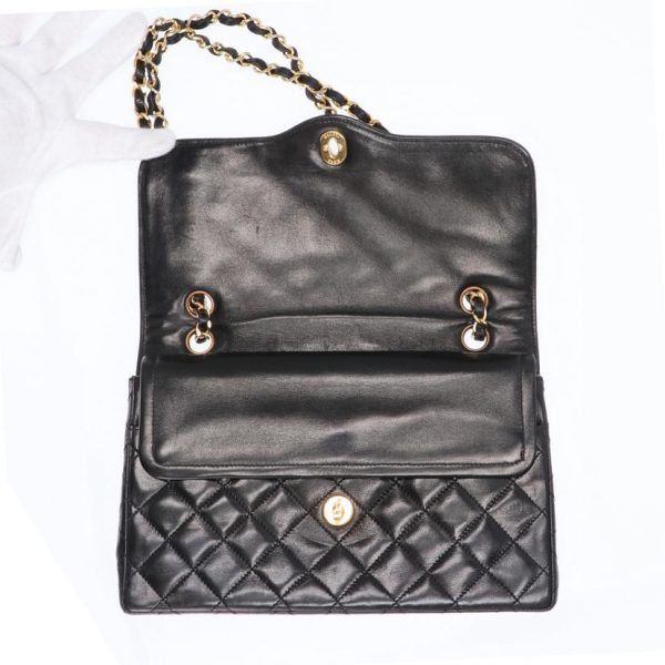 04749 6 Chanel Vintage Paris Matelassé Shoulder Bag