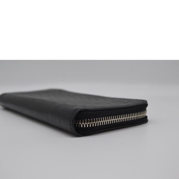 05349 4 Louis Vuitton Zippy Wallet Vertical Taiga Wallet Black