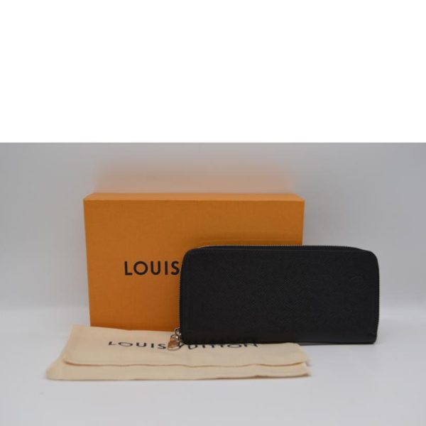 05349 7 Louis Vuitton Zippy Wallet Vertical Taiga Wallet Black