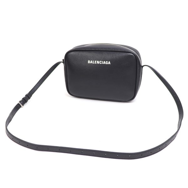 0548039 10 Balenciaga Everyday Medium Camera Bag Black