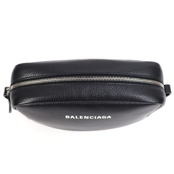 0548039 6 Balenciaga Everyday Medium Camera Bag Black