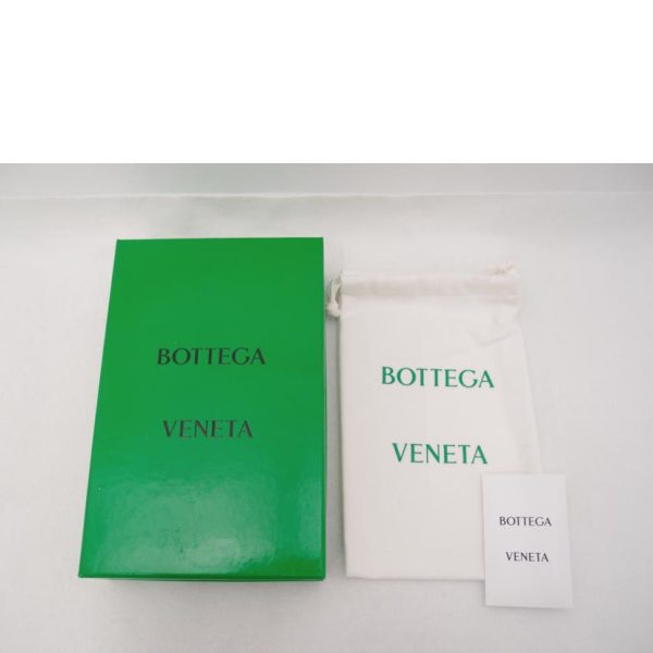 05777 10 Bottega Veneta Cassette Maxi Intrecciato Long Wallet White