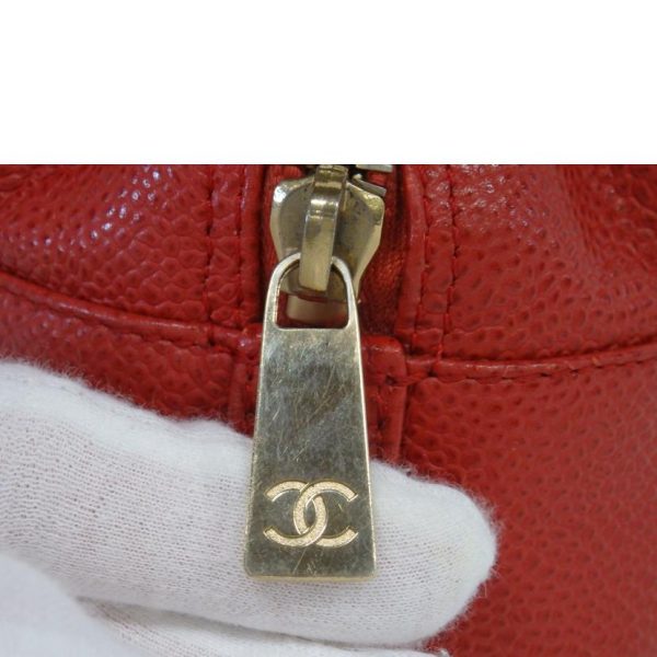 05823 6 Chanel Caviar Skin Petit Timeless Chain Tote