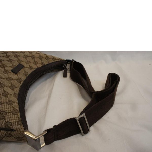 05865 4 Gucci GG Canvas Shoulder Bag Beige