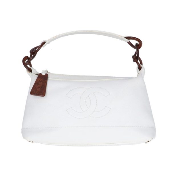 06729 1 Chanel Vintage Caviar Semi Shoulder Bag White