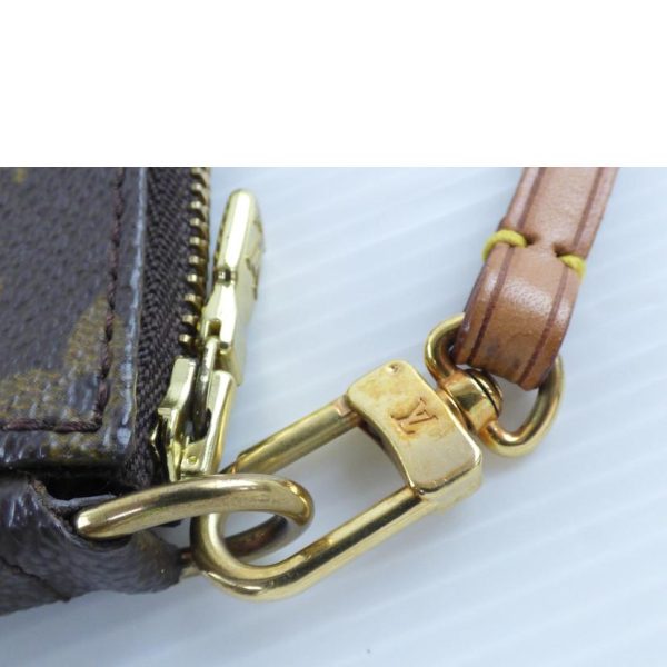 07554 7 Louis Vuitton Pochette Accessoire Monogram Bag Brown