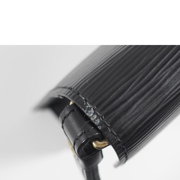 07724 6 Louis Vuitton Dragonne Pochette Epi Noir