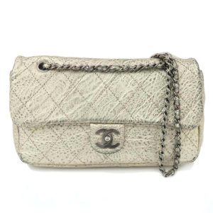 08143 1 Salvatore Ferragamo Double Gancini Long Wallet