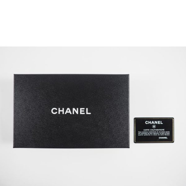 08691 6 Chanel Caviar Skin Matelassé W Hook Long Wallet