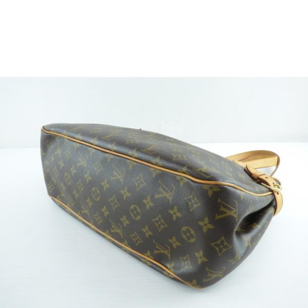 09084 3 Louis Vuitton Batignolles Horizontal Monogram Handbag Brown