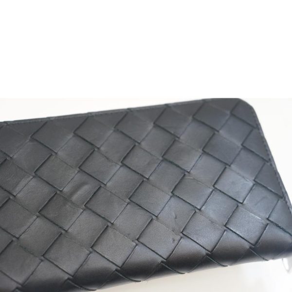 09218 6 Bottega Veneta Maxi Intre Round Zip Wallet Black