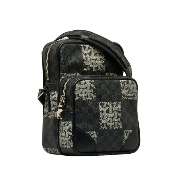 1 0121380 2 Louis Vuitton Graphite Christopher Nemeth Shoulder Bag Black