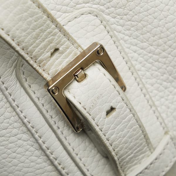 1 0123942 5 LOEWE Senda Handbag White Leather