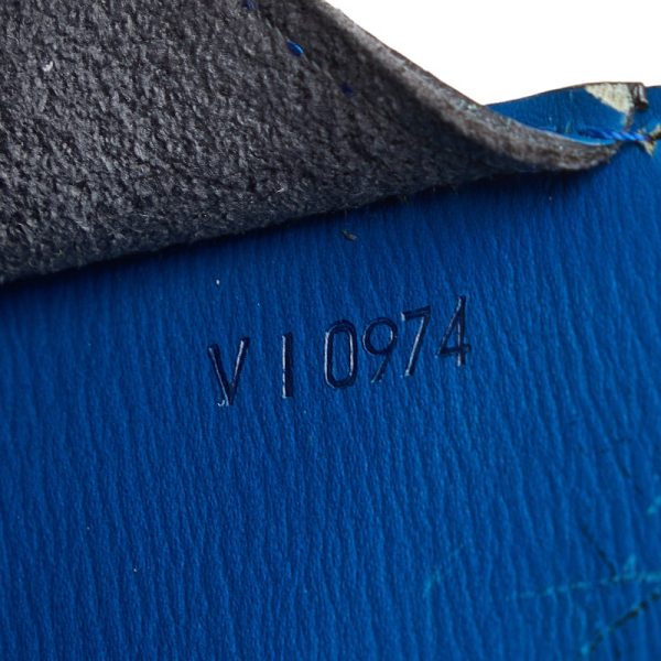 1 0132663 14 Louis Vuitton Epi Cluny M52255 Toledo Blue Leather