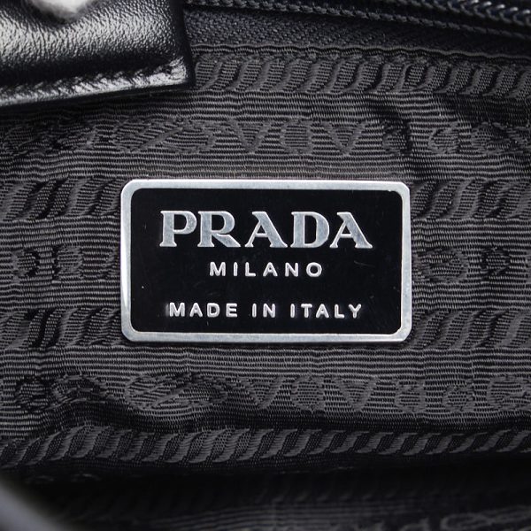 1 0133386 7 PRADA Triangle Logo Plate Crossbody Shoulder Bag Black Nylon Leather